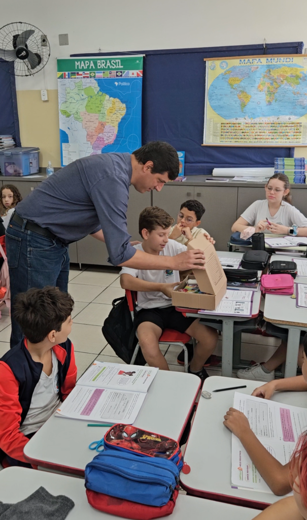 R$ 500 mil em economia: 7 fatos sobre a entrega de kits escolares em Valinhos
