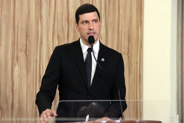 Vereador André Amaral Vota Contra Empréstimo de R$ 80 Milhões em Valinhos | TEA - Campanha de Destinação de Imposto de Renda