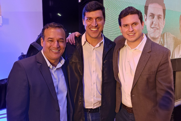 Unidos para Multiplicar: lançamento das pré-candidaturas de Reinaldo Alguz, Tânia Fruchi, Enrico Misasi e Rogério Santos reúne lideranças em Osasco