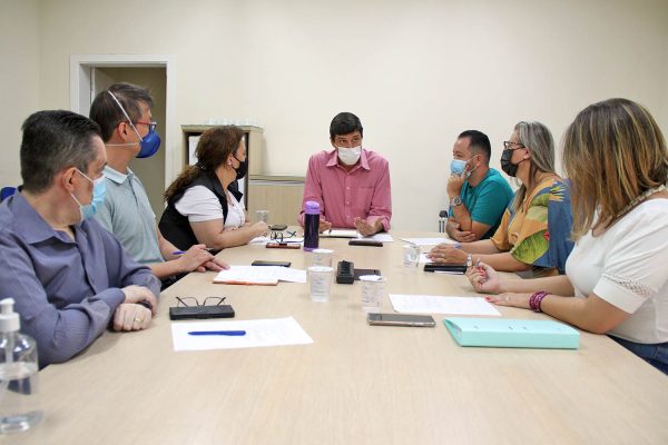 Frente Parlamentar em Defesa da Vida e da Família se reúne na Câmara